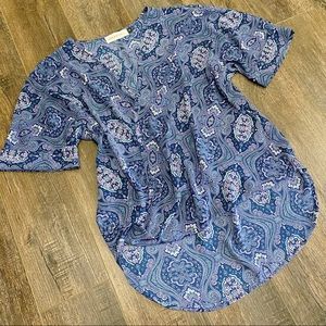 Veronica M Size Medium Blue Paisley Blouse Loose Fitting High Low Top